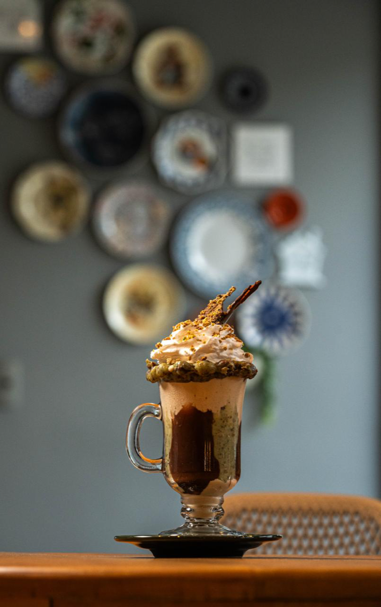 Amavê Café Background